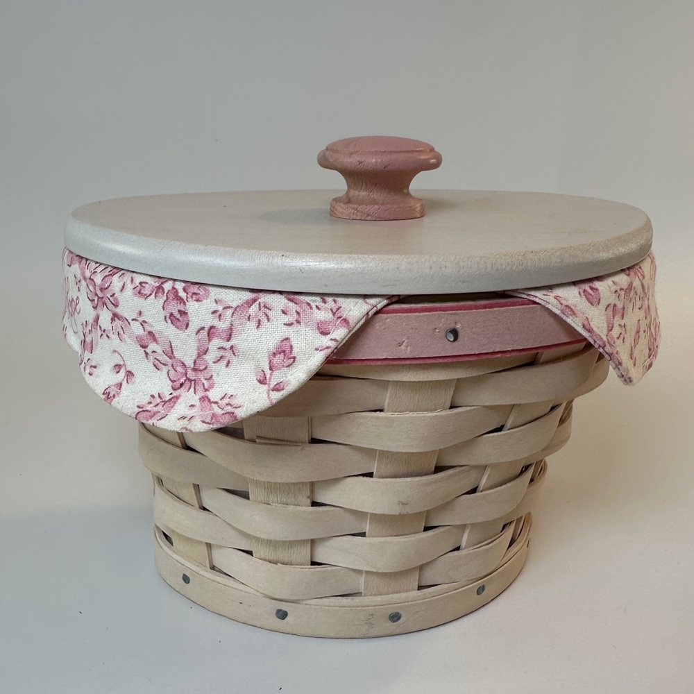 2007 Longaberger Horizon of Hope Lined &‎ Lidded Hanging Whitewash Basket
